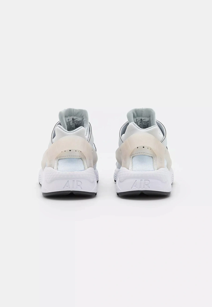 Фото № 4 с приближением к товару «‎W AIR HUARACHE STYLE»