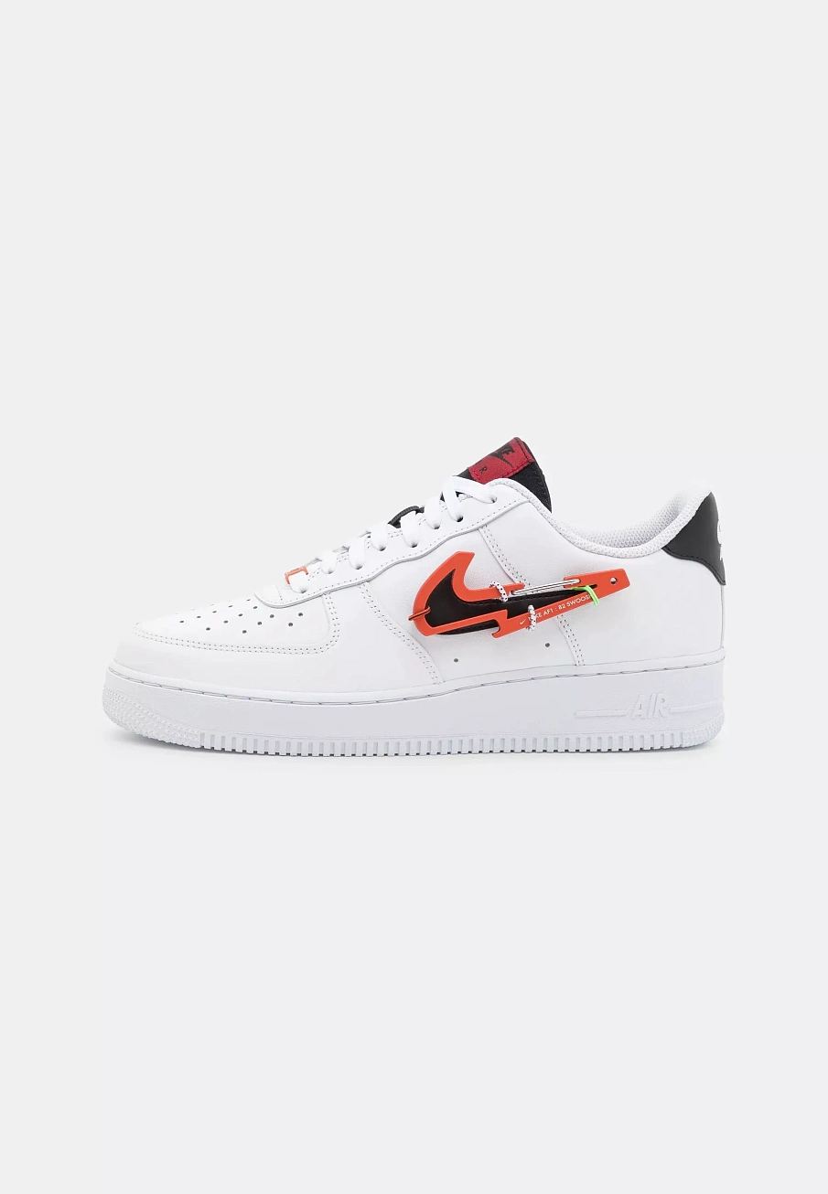 Фото № 1 с приближением к товару «‎AIR FORCE 1 '07 PRM UNISEX»