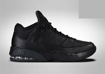 Nike Air Jordan Max Aura 3 Triple - 1