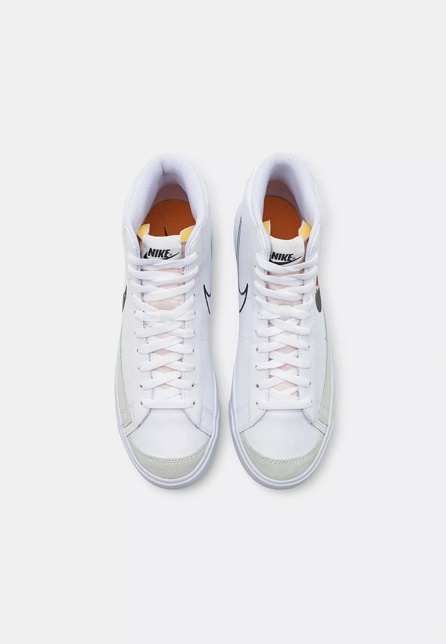Фото № 4 с приближением к товару «‎BLAZER MID 77 UNISEX»