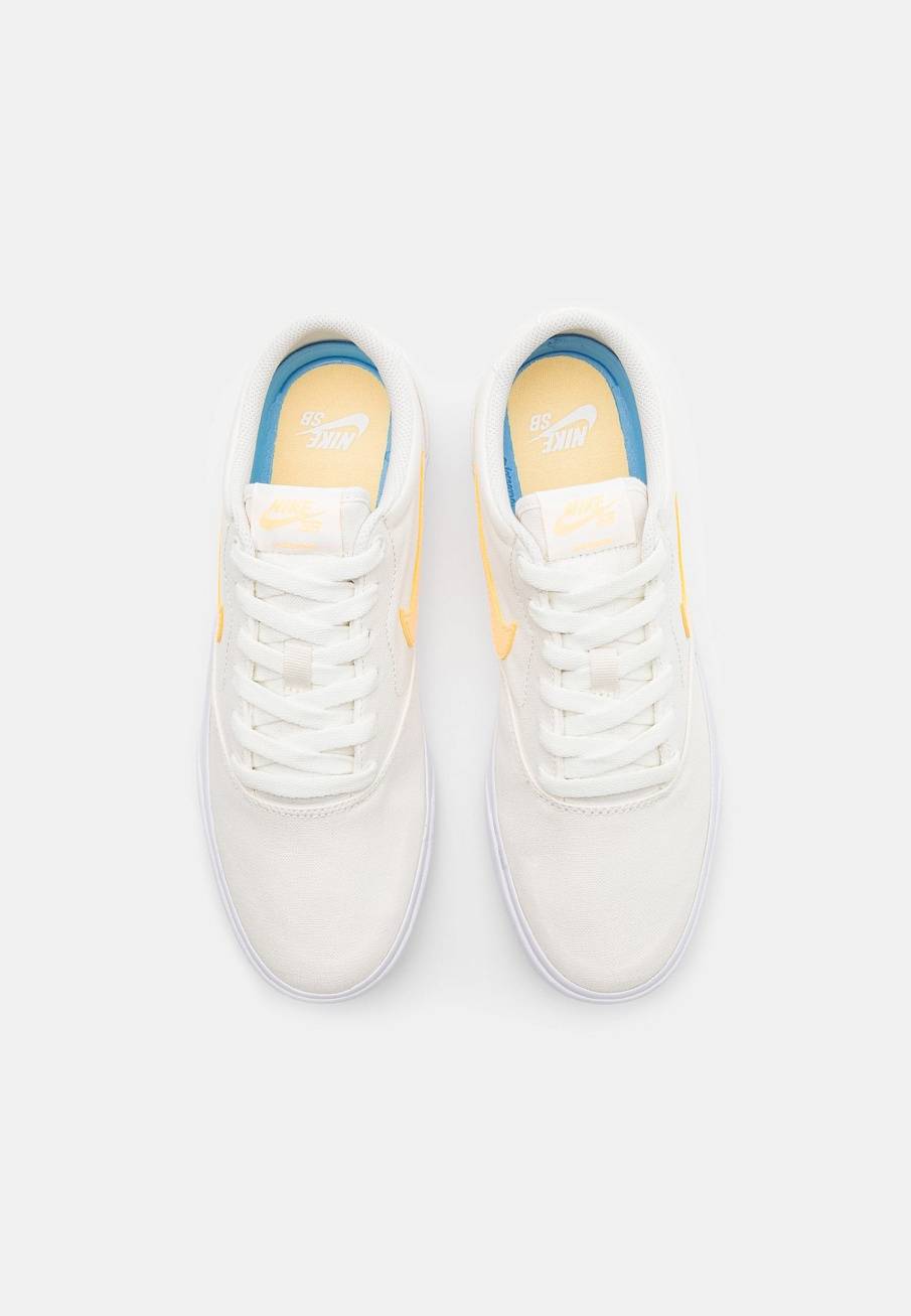 Фото № 4 с приближением к товару «‎Nike Charge Slr »