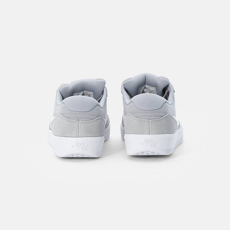 Фото № 2 с приближением к товару «‎Nike Force 58 »