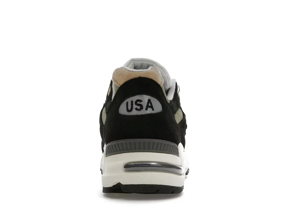 Фото № 4 с приближением к товару «‎New Balance 990v2»