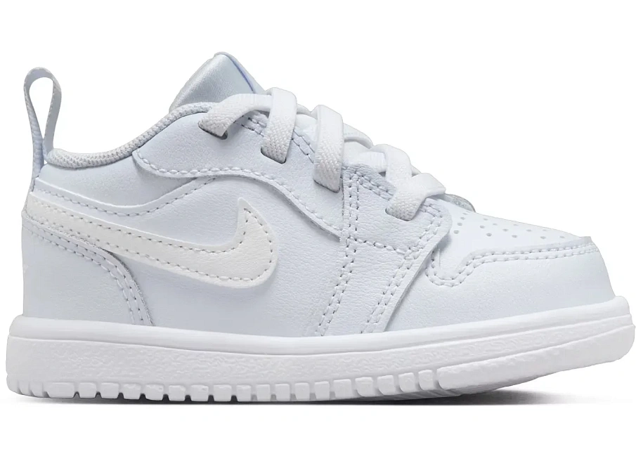 Фото № 1 с приближением к товару «‎Jordan 1 Low ALT»