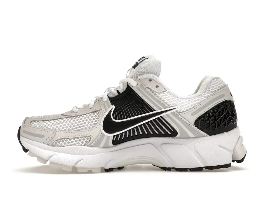 Фото № 3 с приближением к товару «‎Nike Zoom Vomero 5»