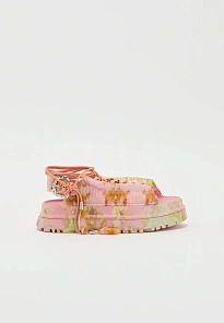 Фото № 2 с приближением к товару «‎UGG X COLLINA STRADA GOLDENGLOW SANDAL»