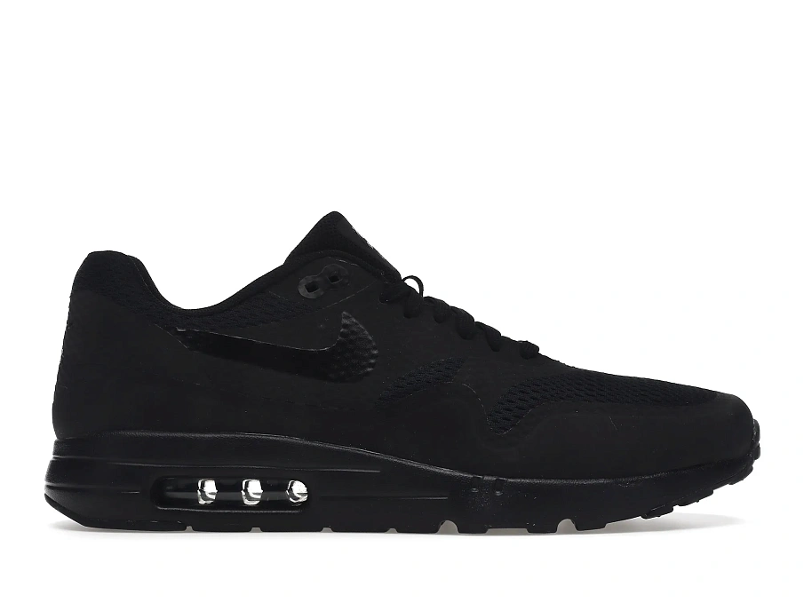 Фото № 1 с приближением к товару «‎Nike Air Max 1 Ultra Essential Triple Black»