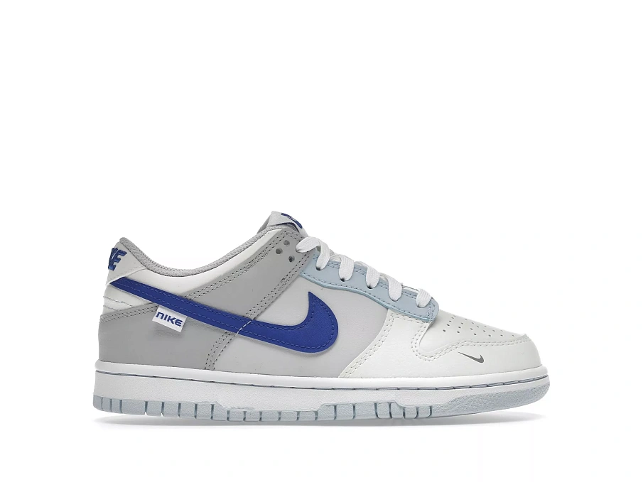 Фото № 1 с приближением к товару «‎Nike Dunk Low Ivory Hyper Royal »