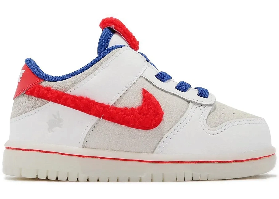 Фото № 1 с приближением к товару «‎Nike Dunk Low»