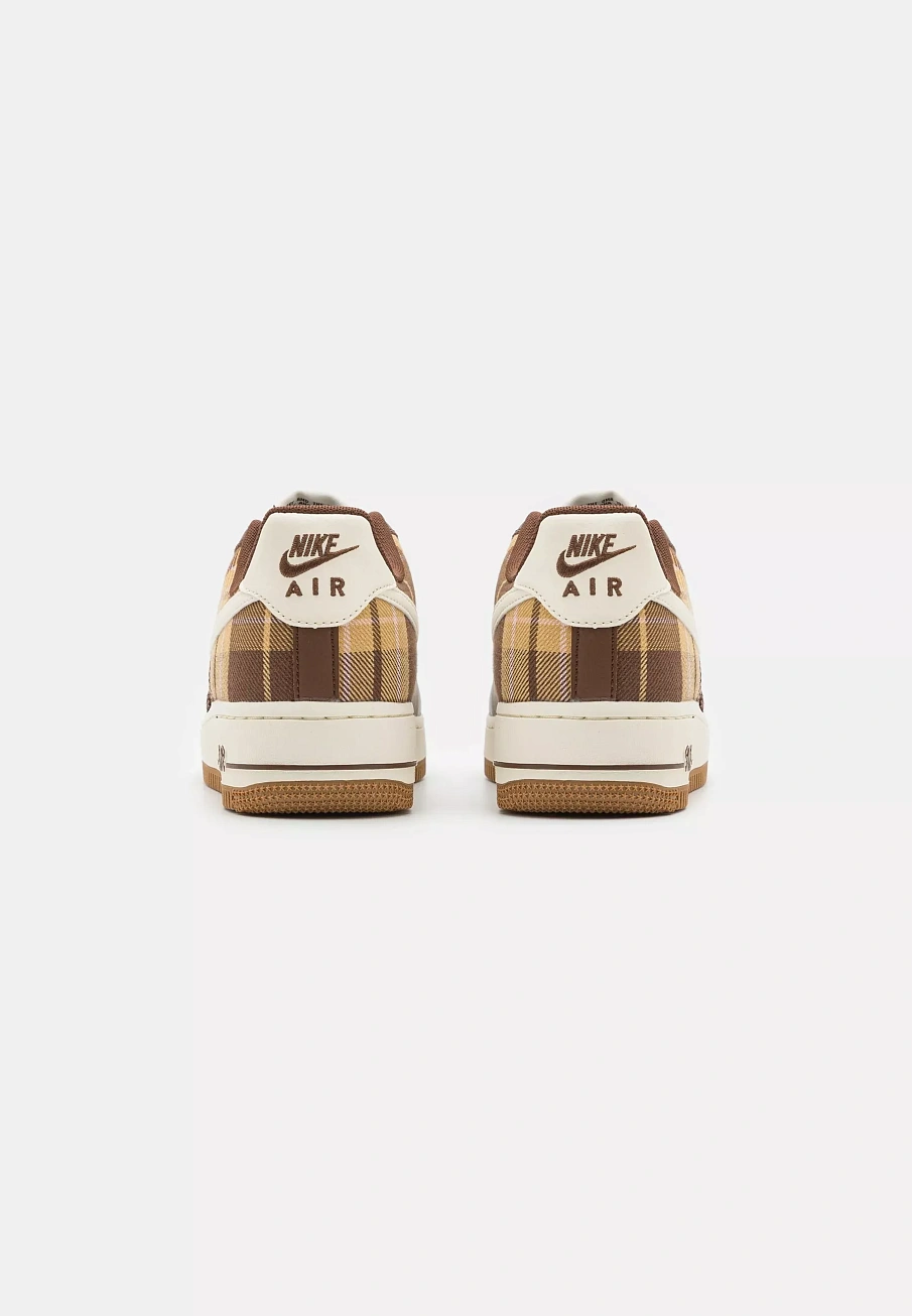 Фото № 3 с приближением к товару «‎AIR FORCE 1 UNISEX»