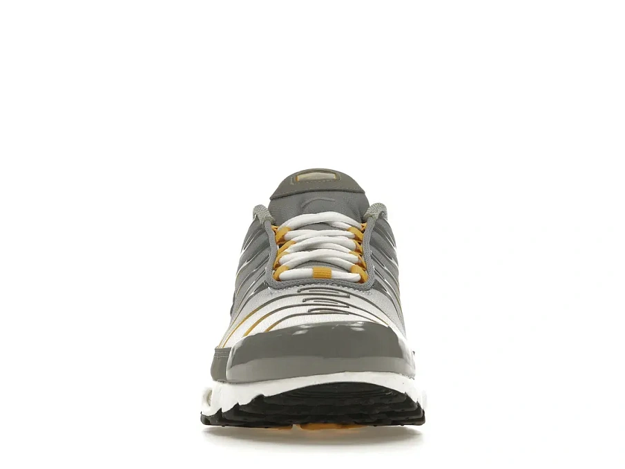 Фото № 2 с приближением к товару «‎Nike Air Max Plus Particle Grey Particle Grey Dark Sulfur»