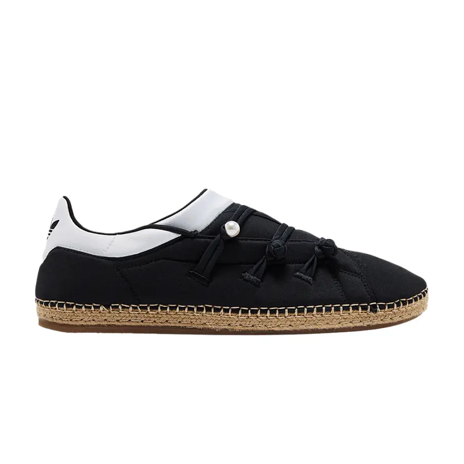 Фото № 1 с приближением к товару «‎CLOT x adidas Qi Flow Black (JQ4053)»