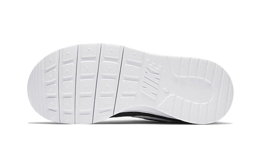 Фото № 4 с приближением к товару «‎Nike Tanjun Bp Sports Casual Shoes Black White»