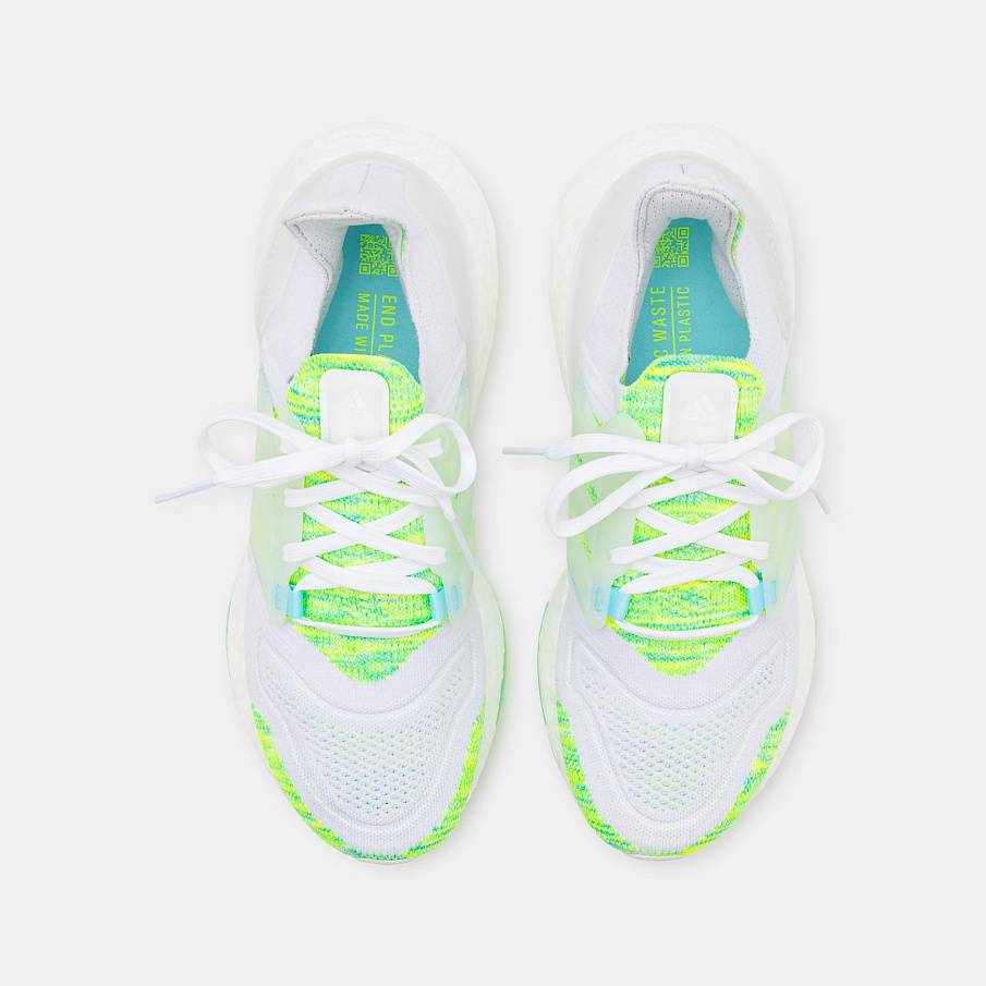 Фото № 4 с приближением к товару «‎Adidas Ultraboost 22»