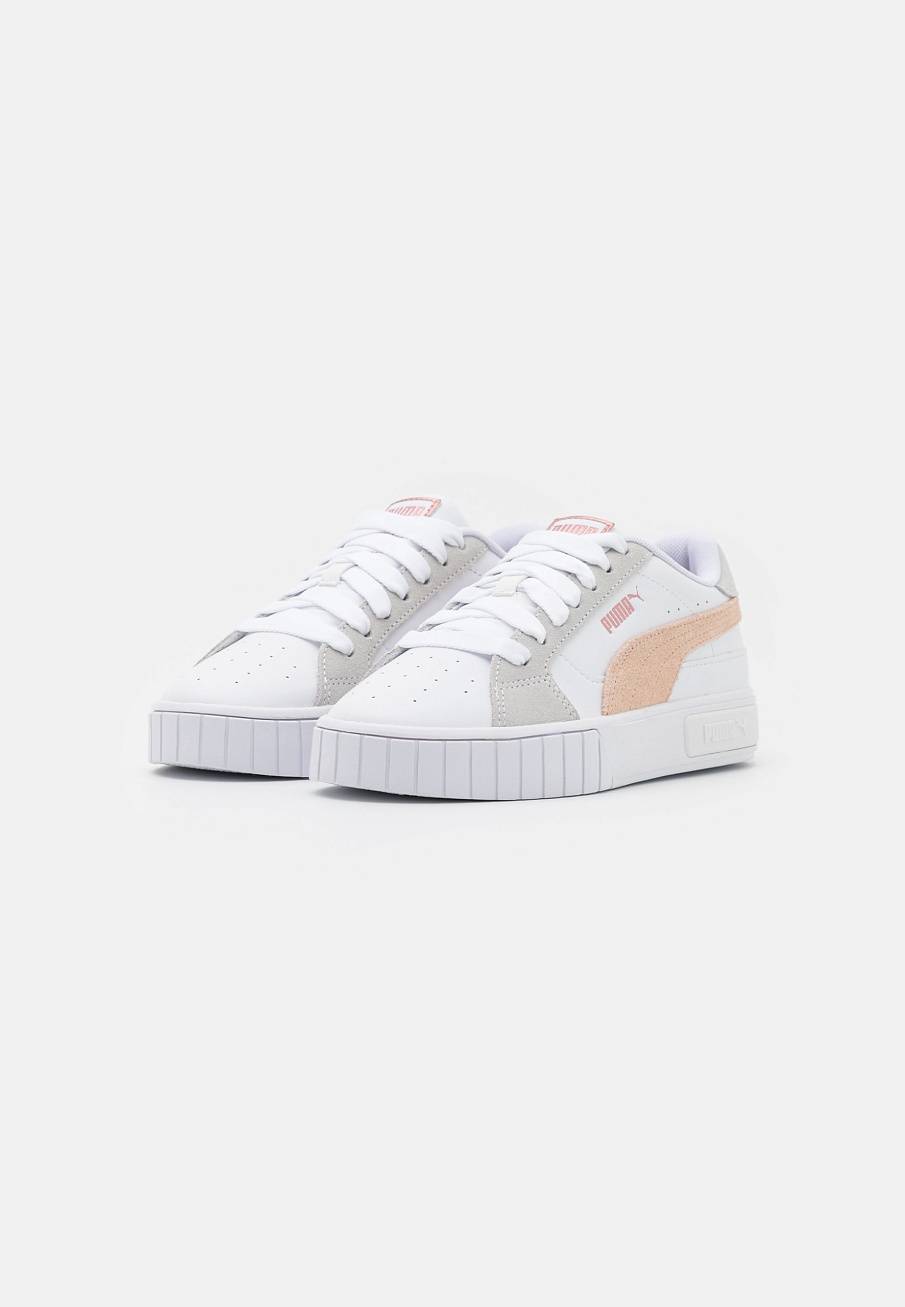 Фото № 3 с приближением к товару «‎Puma Cali Star »