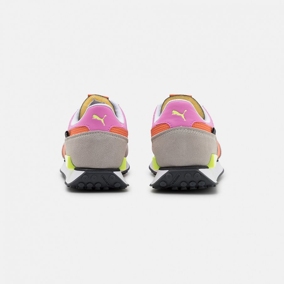 Фото № 3 с приближением к товару «‎Puma Future Rider Play On »