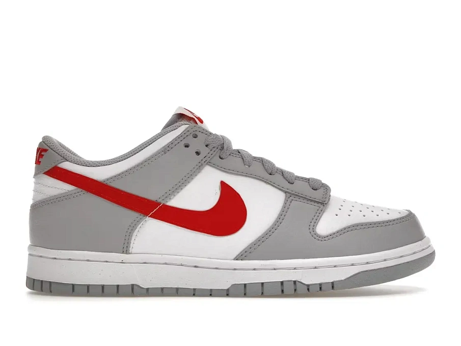 Фото № 1 с приближением к товару «‎Nike Dunk Low»