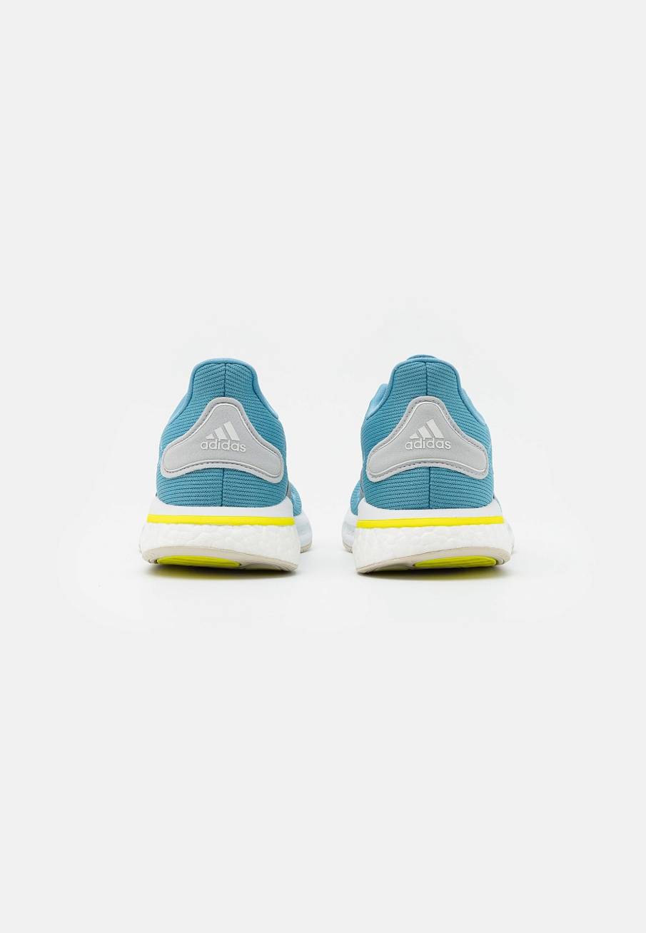 Фото № 3 с приближением к товару «‎Adidas Supernova »