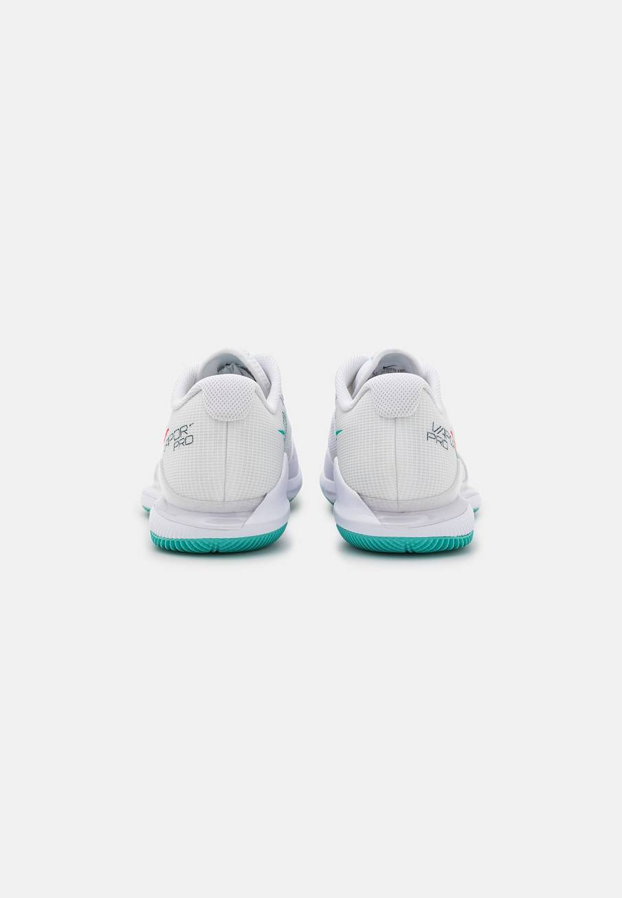 Фото № 3 с приближением к товару «‎Nike Court Air Zoom Vapor Pro»