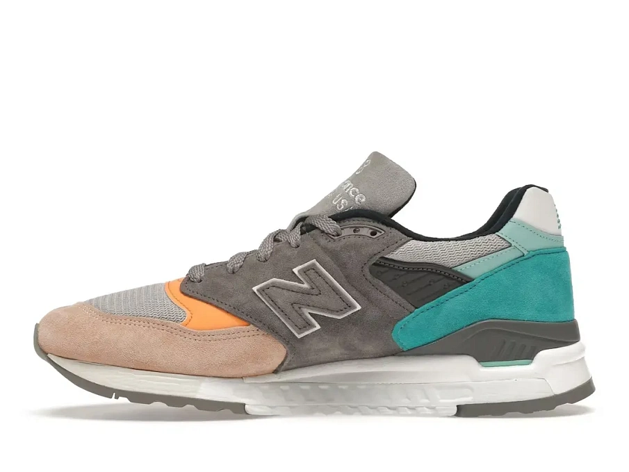 Фото № 3 с приближением к товару «‎New Balance 998»