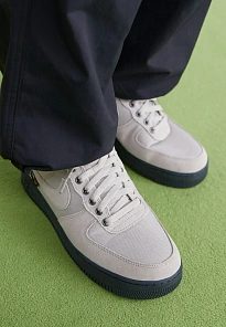 Фото № 2 с приближением к товару «‎AIR FORCE 1 '07 »