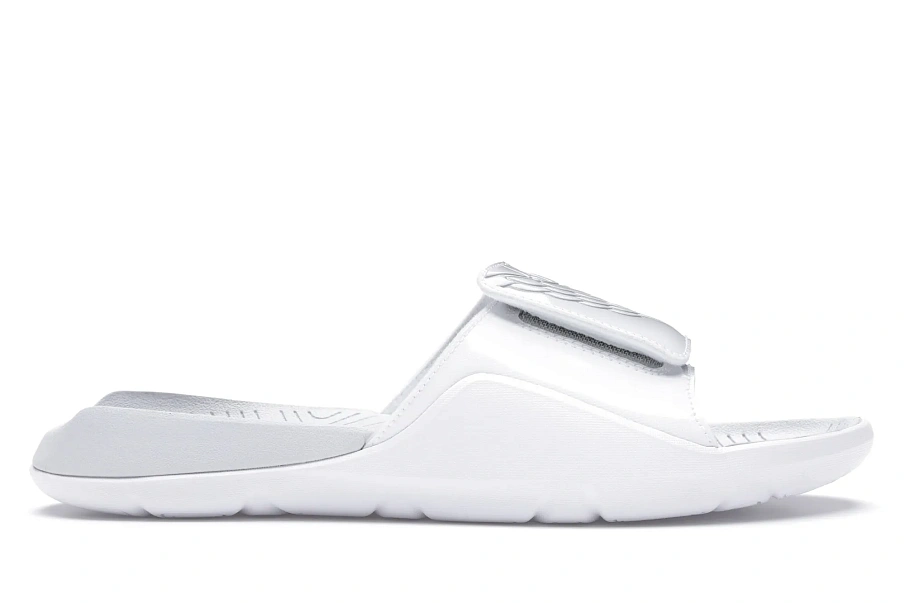 Фото № 1 с приближением к товару «‎Jordan Hydro 7 White Pure Platinum»