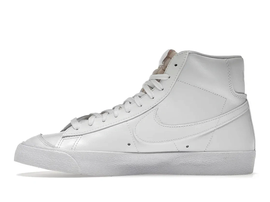 Фото № 3 с приближением к товару «‎Nike Blazer 77 Vintage Mid Triple White»