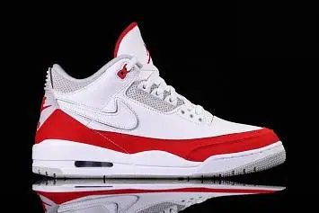 Nike Air Jordan 3 Retro Tinker University - 4