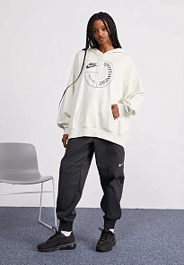 Фото № 3 с приближением к товару «‎AIR MAX PULSE»