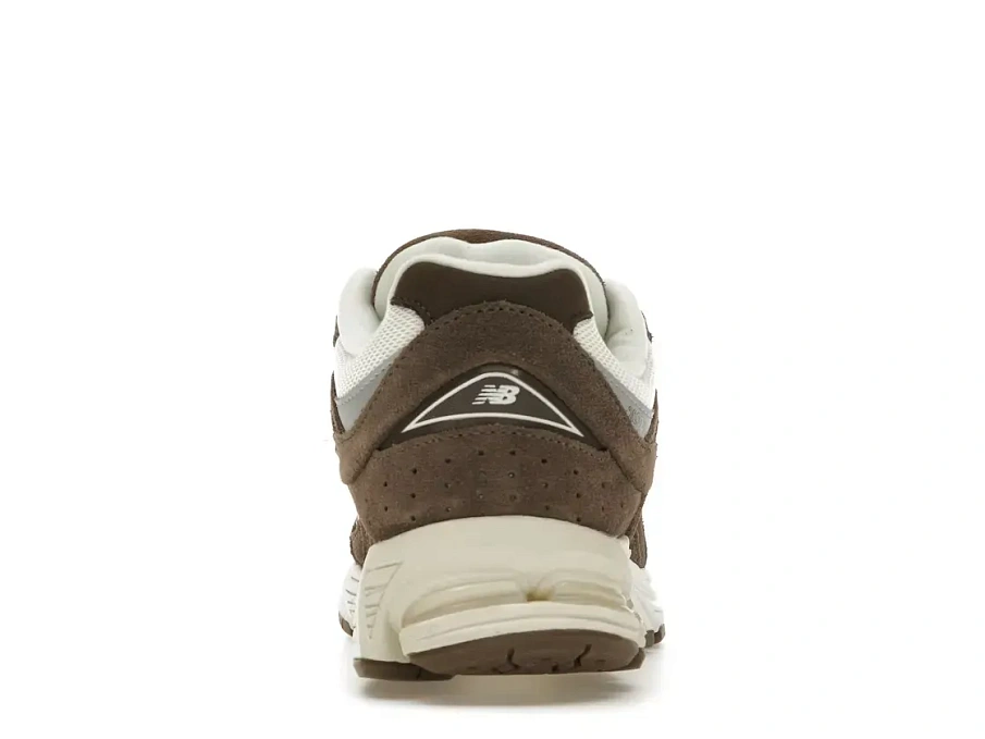 Фото № 4 с приближением к товару «‎New Balance 2002R»