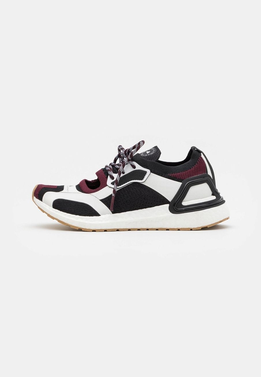 Фото № 1 с приближением к товару «‎Adidas Asmc Ultraboost»