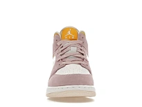 Фото № 2 с приближением к товару «‎Jordan 1 Mid SE Arctic Pink »