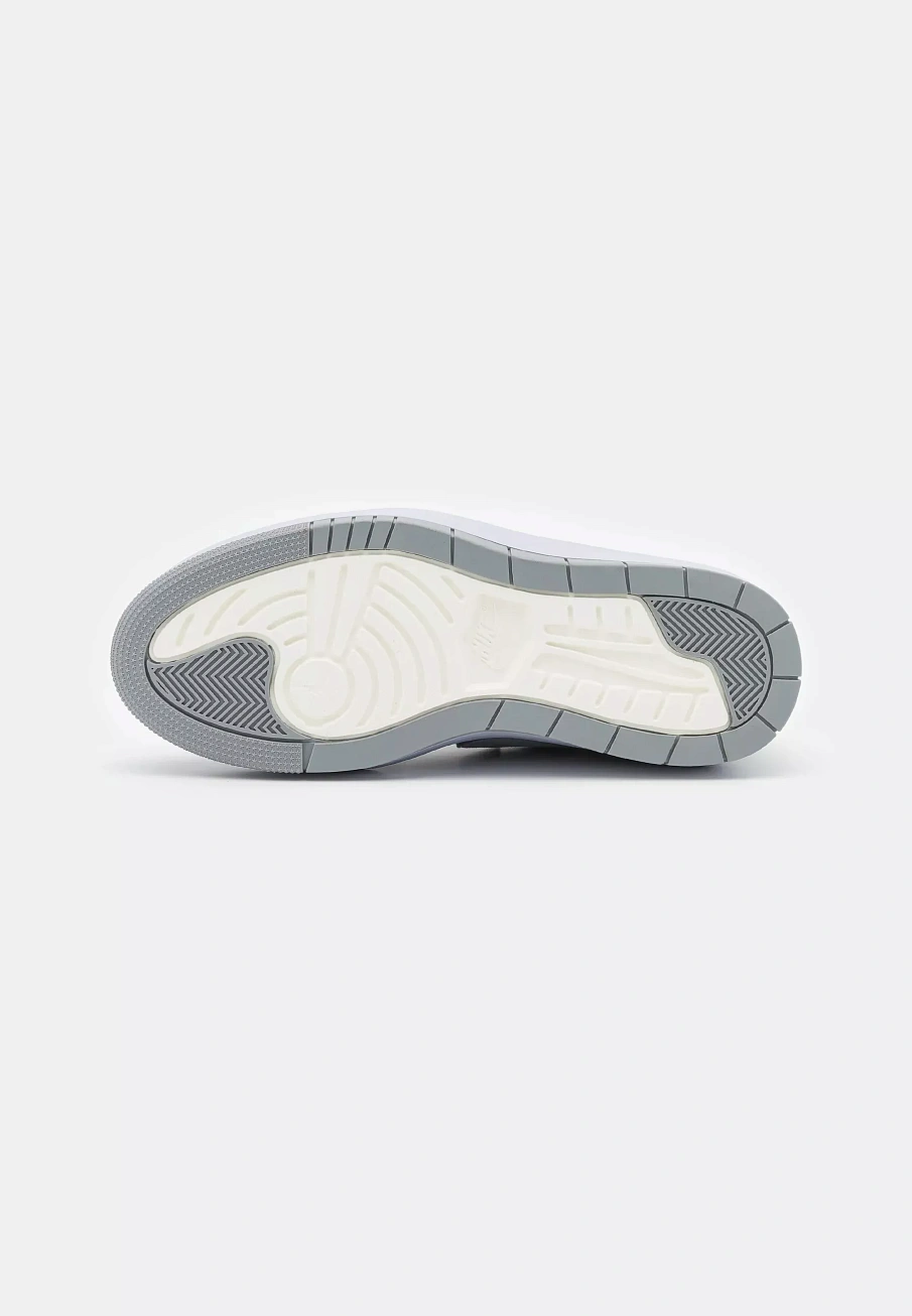 Фото № 3 с приближением к товару «‎AIR JORDAN 1 ELEVATE»