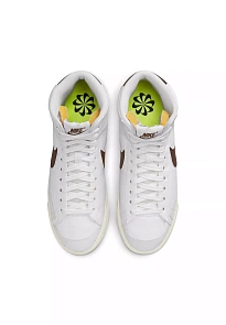Фото № 4 с приближением к товару «‎BLAZER MID '77 NEXT NATURE»