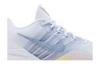 Фото № 3 с приближением к товару «‎Nike Women's Sabrina 3 Infinite»