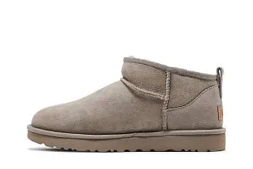 UGG Women's Classic Ultra Mini Boot Goat - 4
