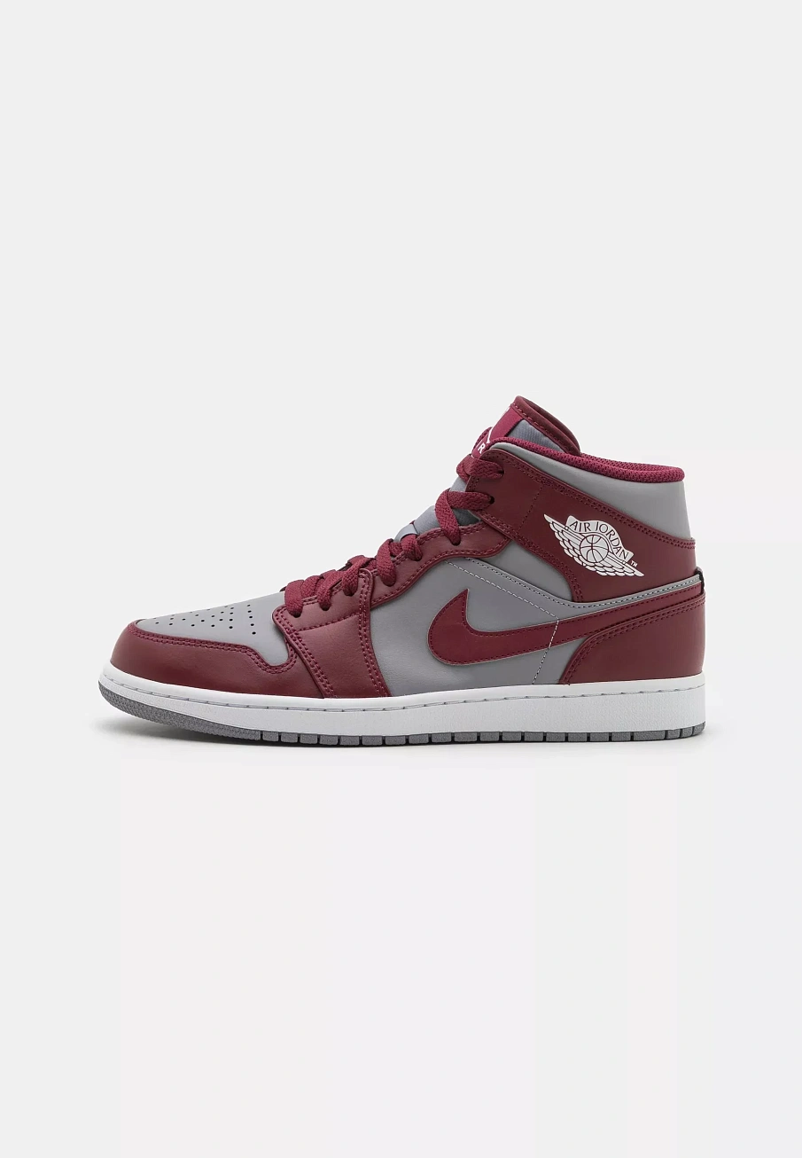 Фото № 1 с приближением к товару «‎AIR JORDAN 1 MID»