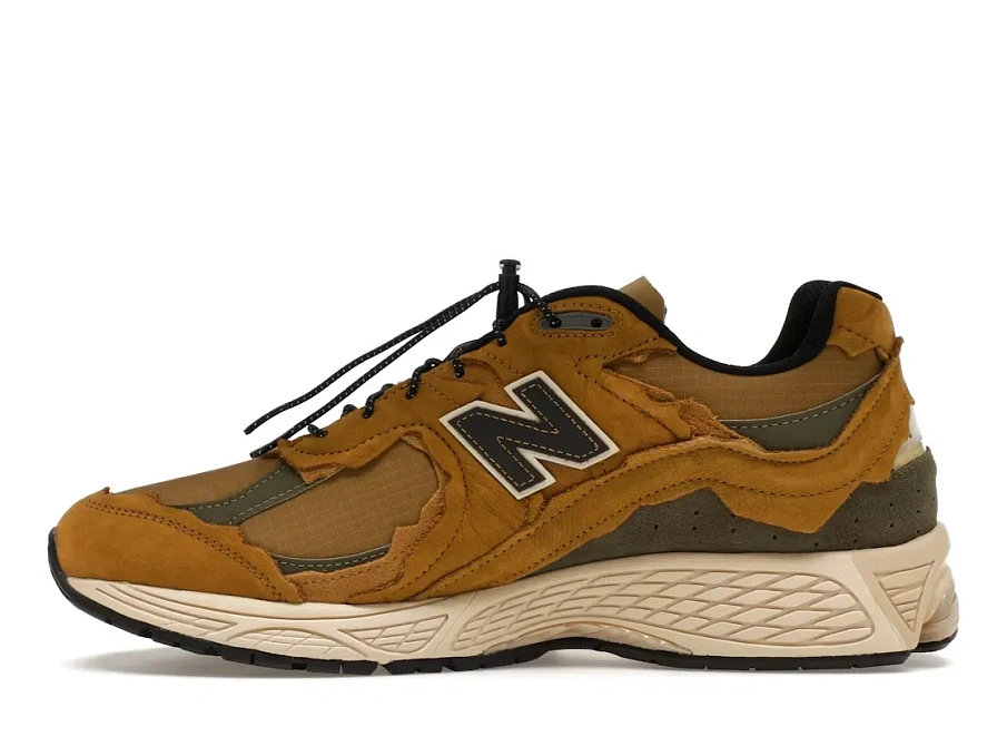 Фото № 3 с приближением к товару «‎New Balance 2002R»