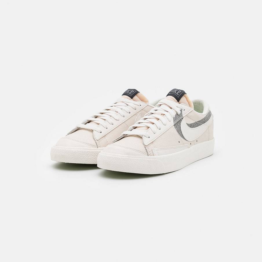 Фото № 2 с приближением к товару «‎Nike Blazer ’77 Prm Halo »