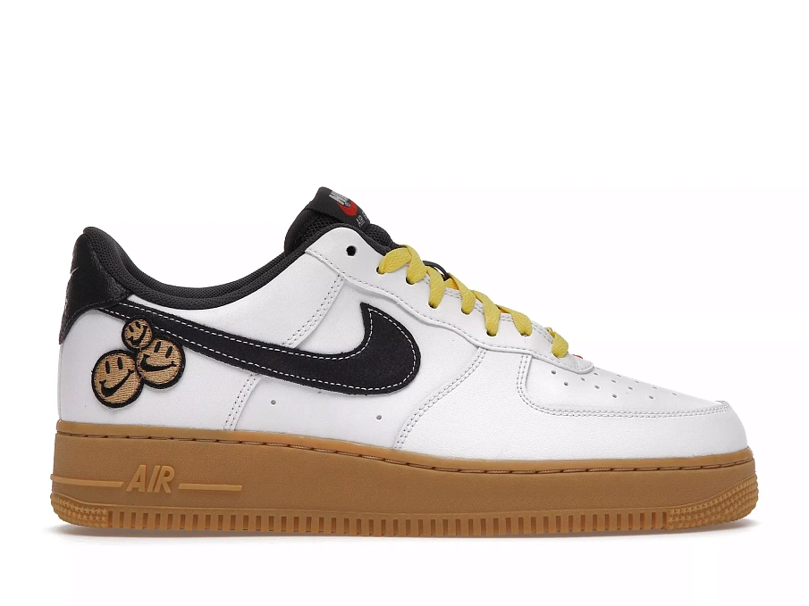 Фото № 1 с приближением к товару «‎Nike Air Force 1 Low '07 LV8 Go The Extra Smile»