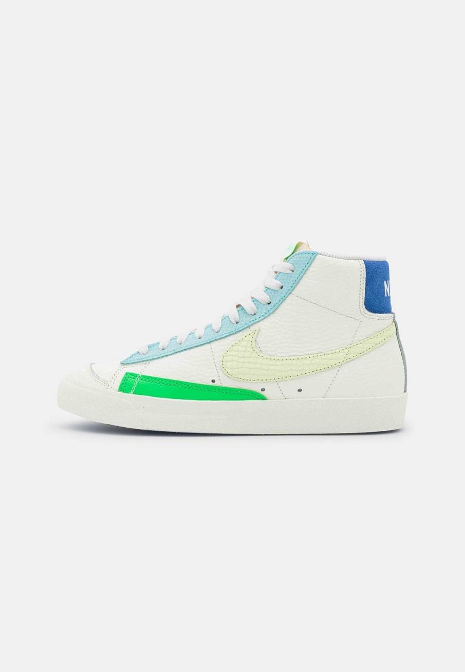 Фото № 1 с приближением к товару «‎Nike Blazer 77 »
