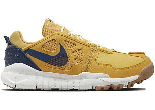 Nike Free Terra Vista Next Nature Goldtone