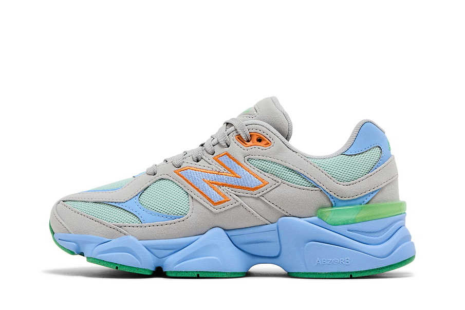 Фото № 4 с приближением к товару «‎New Balance 9060 Big Kid Raincloud Electric Sky»