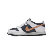 Фото № 3 с приближением к товару «‎Nike Dunk Low SE»