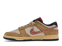 Фото № 3 с приближением к товару «‎Nike Dunk Low»