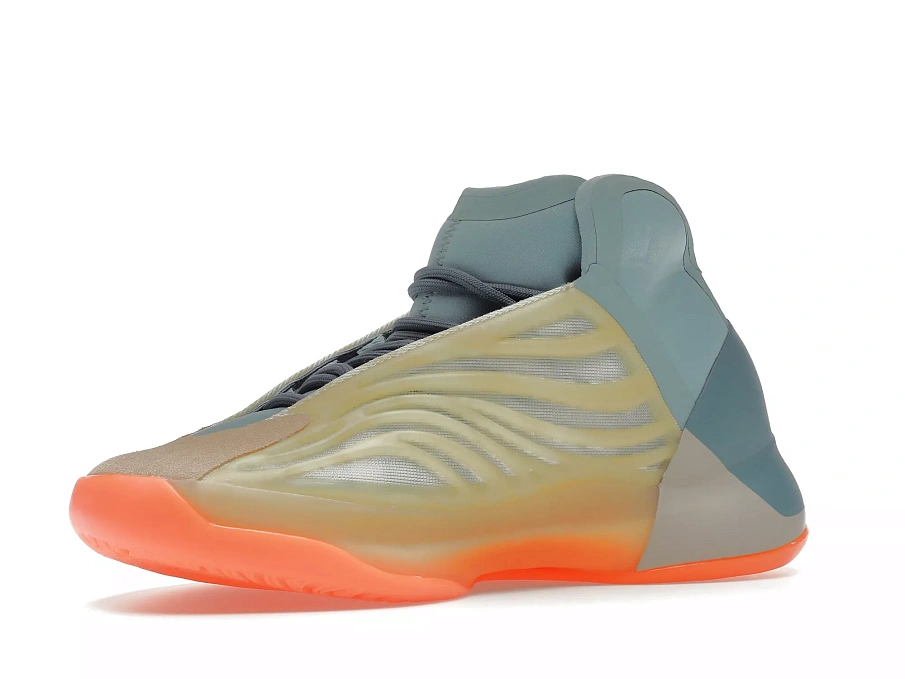 Фото № 5 с приближением к товару «‎adidas Yeezy QNTM Hi-Res Coral»