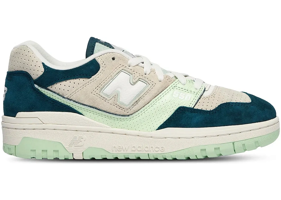Фото № 1 с приближением к товару «‎New Balance 550»