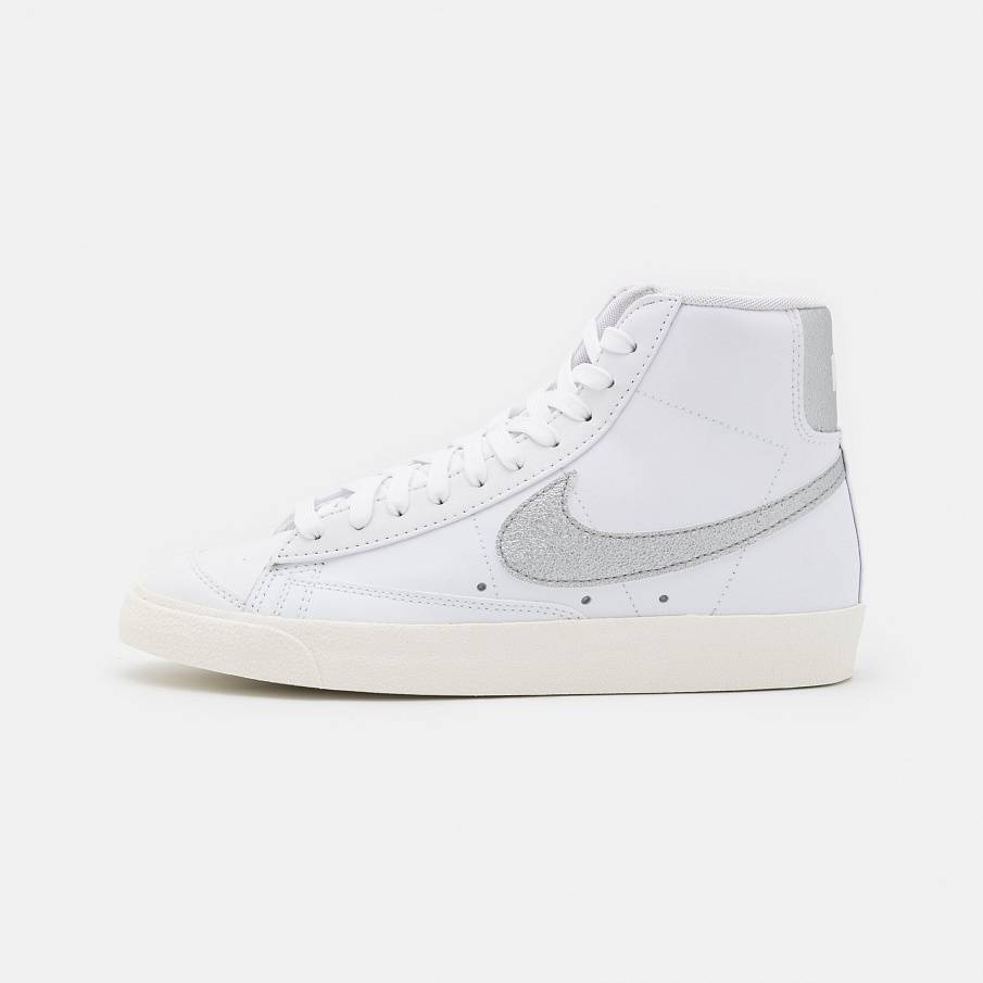 Фото № 1 с приближением к товару «‎Nike W Blazer 77 Ess »