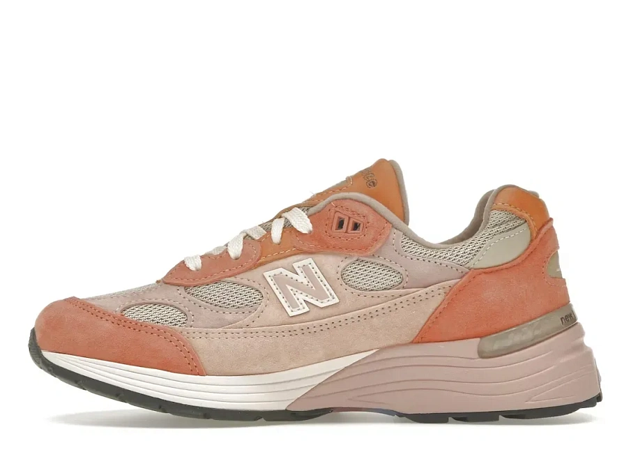 Фото № 3 с приближением к товару «‎New Balance 992 MiUSA»