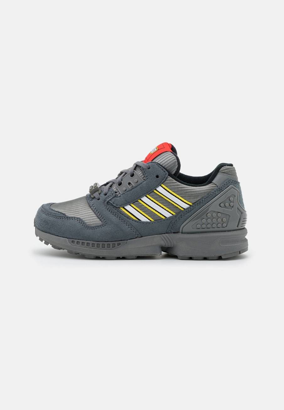 Фото № 1 с приближением к товару «‎Adidas Zx 8000 Lego »